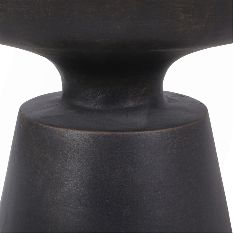 Table d'appoint d'extérieur en béton léger