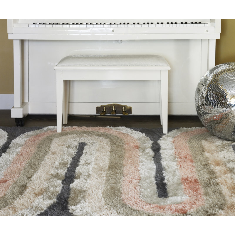 Tapis rose / beige / gris touffeté à la main à motif géométrique Rupa, Rectangle 3 pi 6 po x 5 pi 6 po