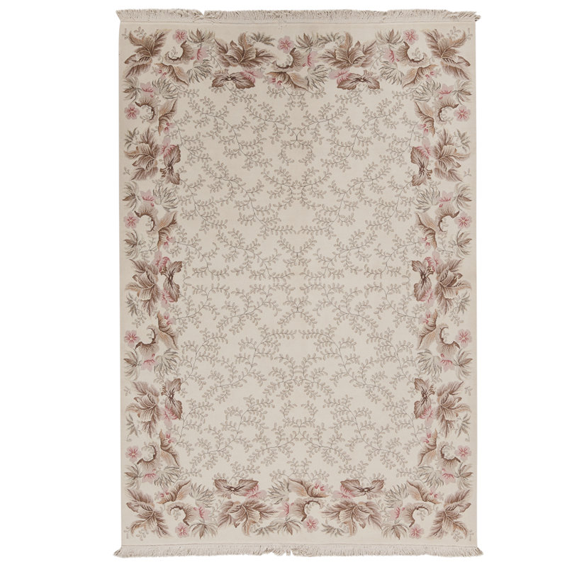 Floral Area Rug in Ivory/Gray/Light Pink