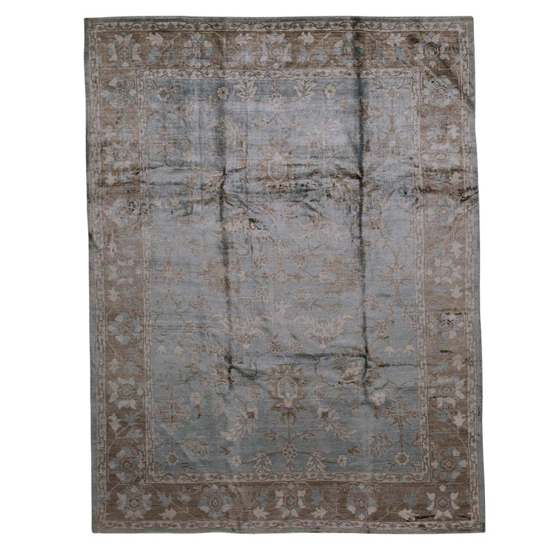 Oriental Area Rug in Gray