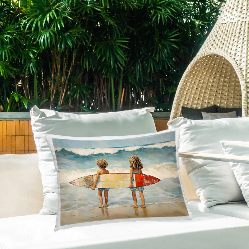 Coussin décoratif pour enfants avec vagues de surf pour enfants par Petal Prints Design