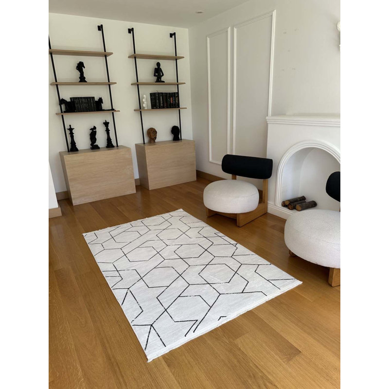 Lanney Performance Cotton Washable Indoor / Outdoor Rug, Rectangle 3'3" x 9'2"