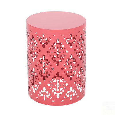 Stylish Outdoor Metal End Table With Durable Iron Cut Design, For Modern Patio And Garden Decor.