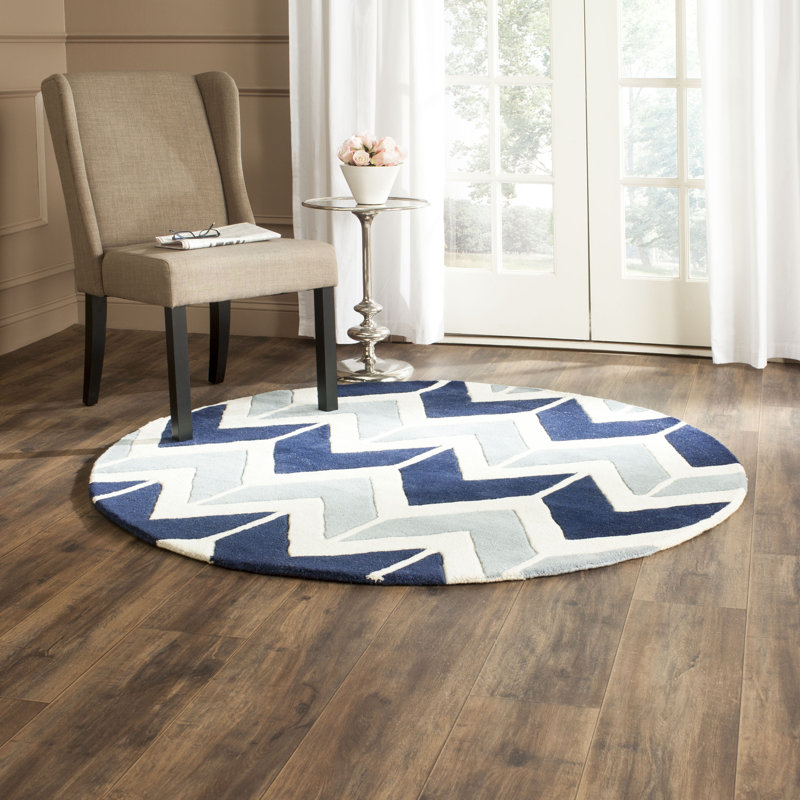 Deedie Hand Tufted Wool Chevron Rug, Round 5'