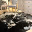 Grand tapis en cuir de vache noir et blanc chromatique 6 pi x 7 pi - 100% cuir véritable - Accent bohème-chic de luxe naturel-69950622