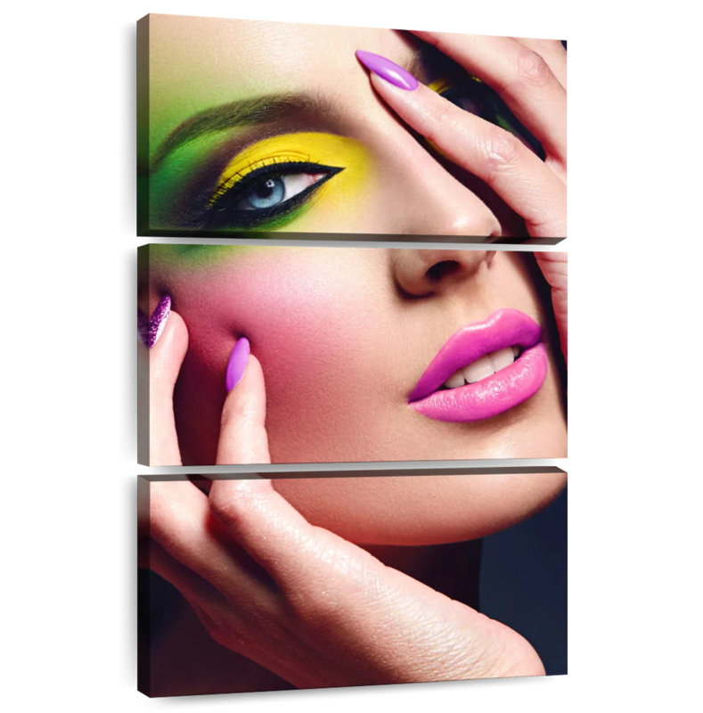 Shuttleworth Flashy Makeup, 45" H x 28" W