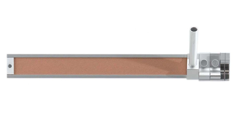 Rail de présentation 2 po (paquet de 6), 2" H x 72" L x 0.5" D