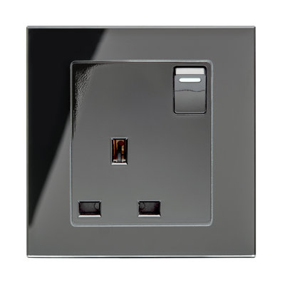 Crystal PG 13A Single Plug Socket With Switch Black