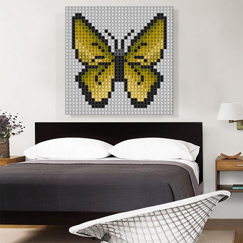 «Yellow Butterfly Wings Jewel Pixel», impression sur toile tendue, H 36 po x l 36 po x 1,5 po