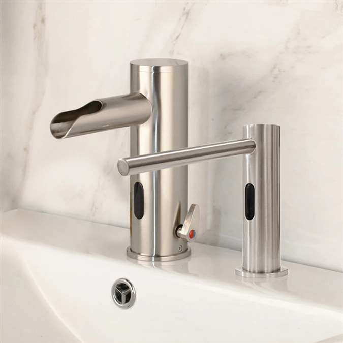 Robinet thermostatique et distributeur de savon automatique BathSelect, Ajouter un mélangeur chaud et froid