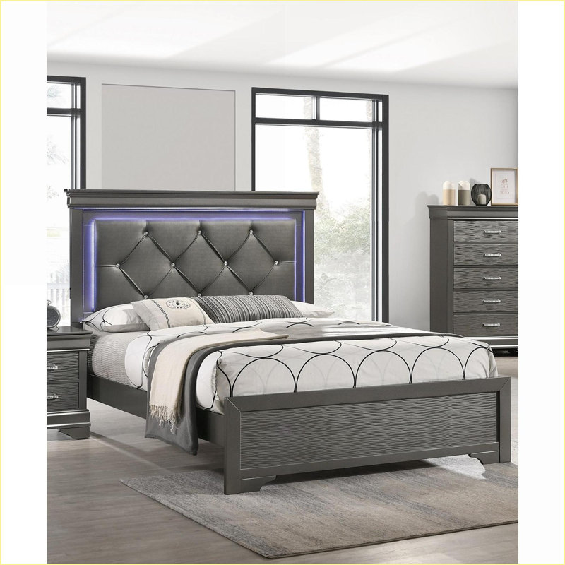 Grand lit capitonné en similicuir gris foncé avec DEL intégrées Pied de lit en bois massif texturé pour la chambre principale