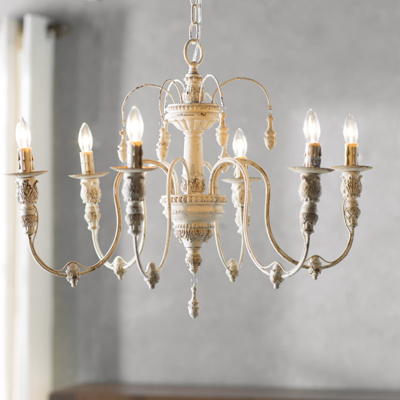 Lustre traditionnel à 6 lumières de style bougie Solange, Blanc perse