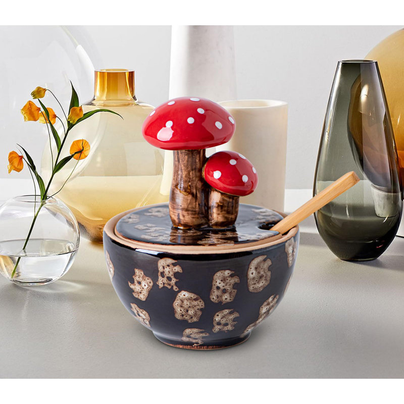 Salière en céramique brune avec couvercle et cuillère en bambou