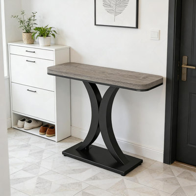 Console compacte, table de vestibule de style industriel moderne, canapé robuste avec finition rustique