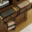 Bibliothèque simple de style américain