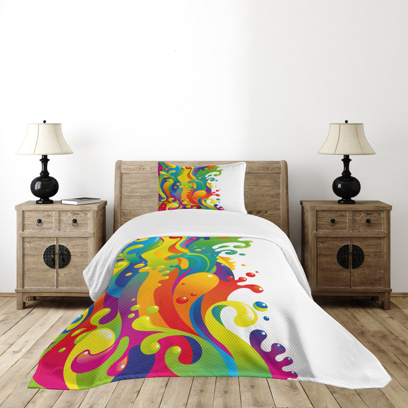 Twin White Polyester Kids Unisex Quilted Bedspread Set