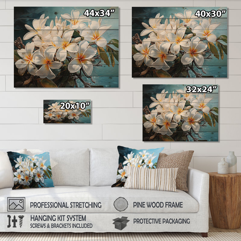 Fleurs de plumeria blanches méticuleusement rendues - Art sur bois de pin naturel de Plumeria, H 30 po x l 40 po