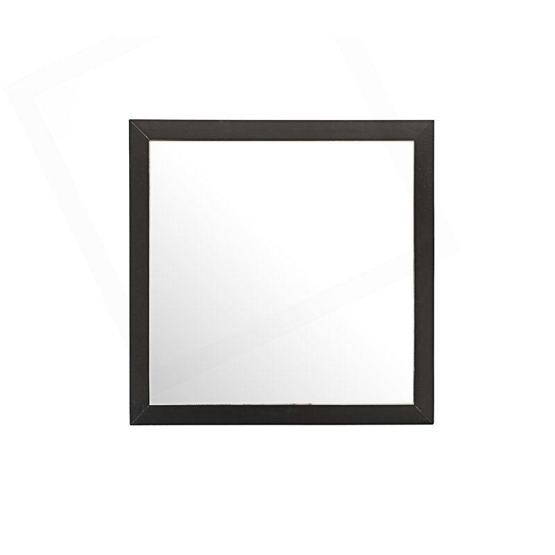 High-Quality Low-Distortion Mirror