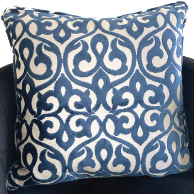 Velvety French Medallion Indoor/Outdoor Pillow Cover & Insert