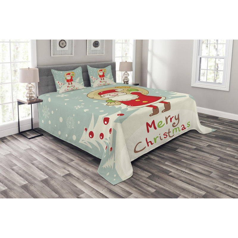King Size Santa Quilted Bedspread Set in Multicolor