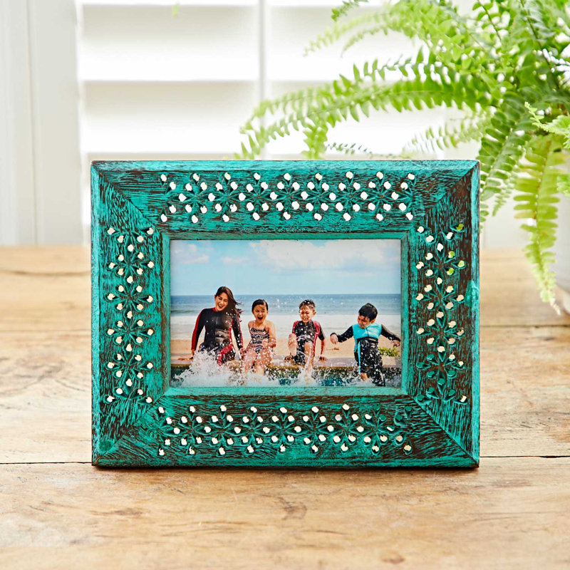 6″ x 4″ Hara Green Distressed Mango Wood Photo Frame, 10.16cm x 15.24cm