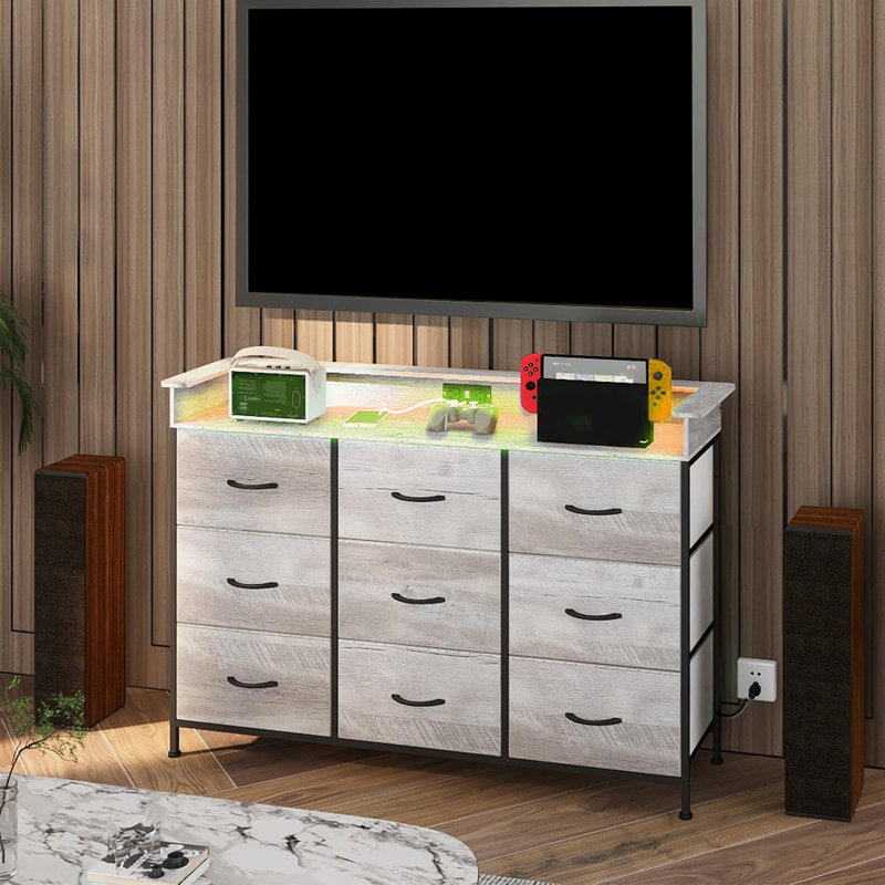 Commode 9 tiroirs Doreather, Grège