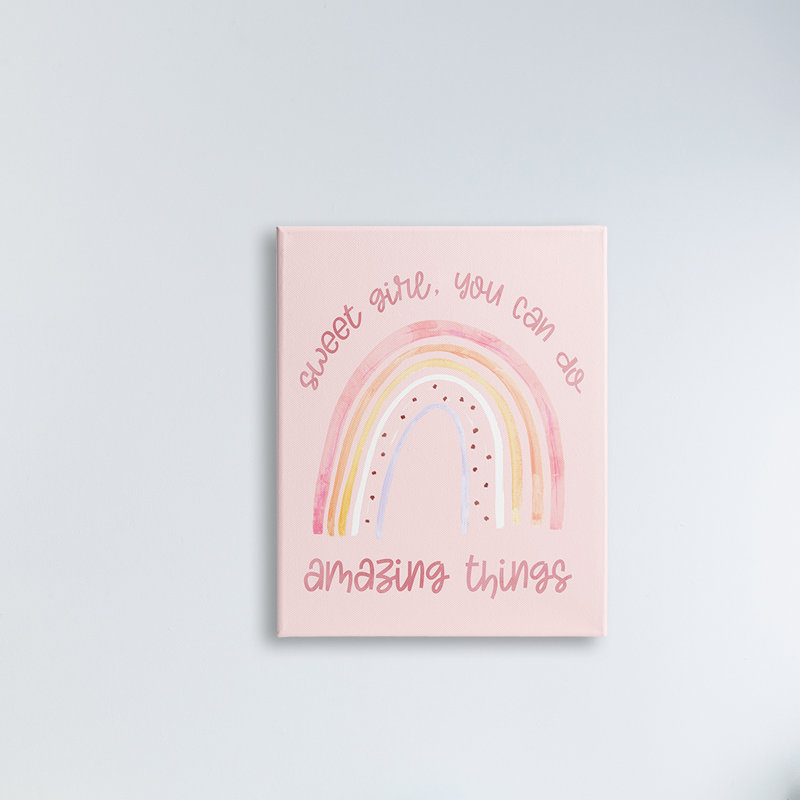 «Sweet Girl Amazing Things», phrase arc-en-ciel tacheté rose, H 30 po x l 24 po, Toile tendue