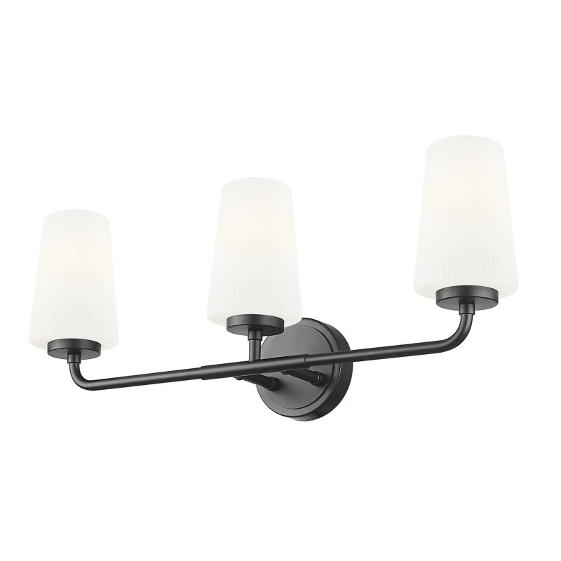 Coiffeuse Mathieson, Noir mat, Trois lumières, H 9,5 po x l 24 po x P 6,5 po