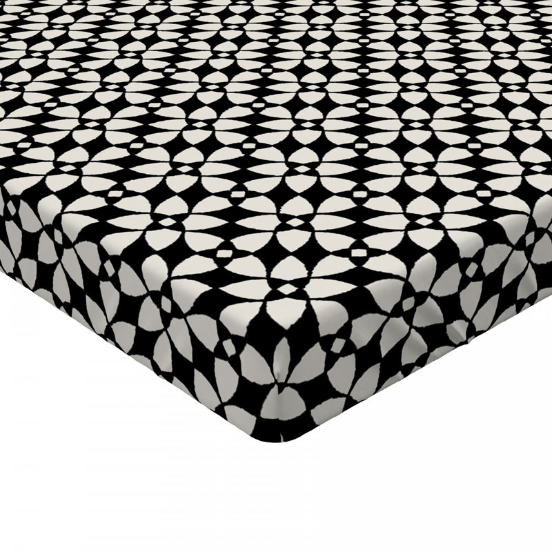 Microfiber Fitted Sheet, Queen Fitted Sheet, Black Traditional Feels