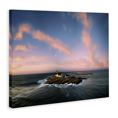 «Coastal Island Moon Overhead», art mural par Rick Berk