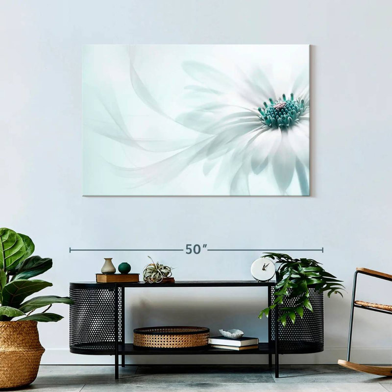 Harnek Translucent Cape Daisy, 30" H x 45" W