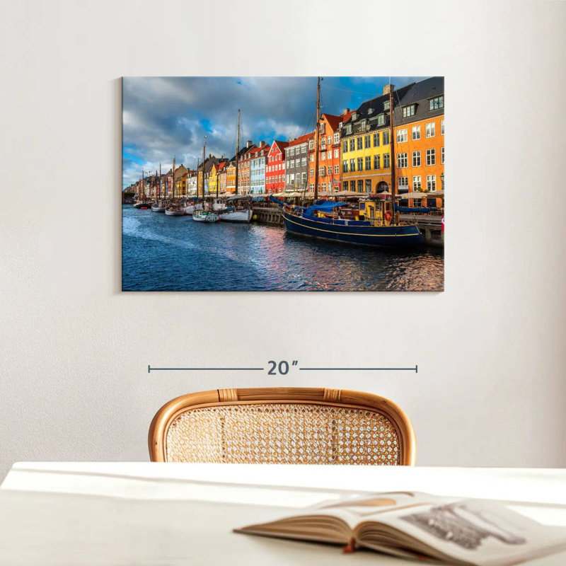 Tergel Nyhavn Port Copenhagen, H 16 po x l 24 po