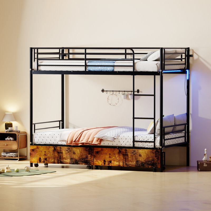 Lit superposé avec station de charge USB, capable de se séparer, lit superposé en métal, espace de rangement, lit avec barrière de sécurité et échelles, aucun sommier nécessaire