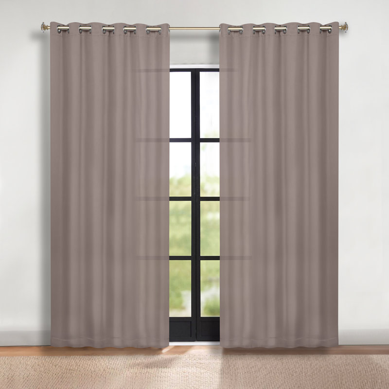 Paire de rideaux obscurcissant avec œillets Millendon, L 70 po x L 84 po, Taupe