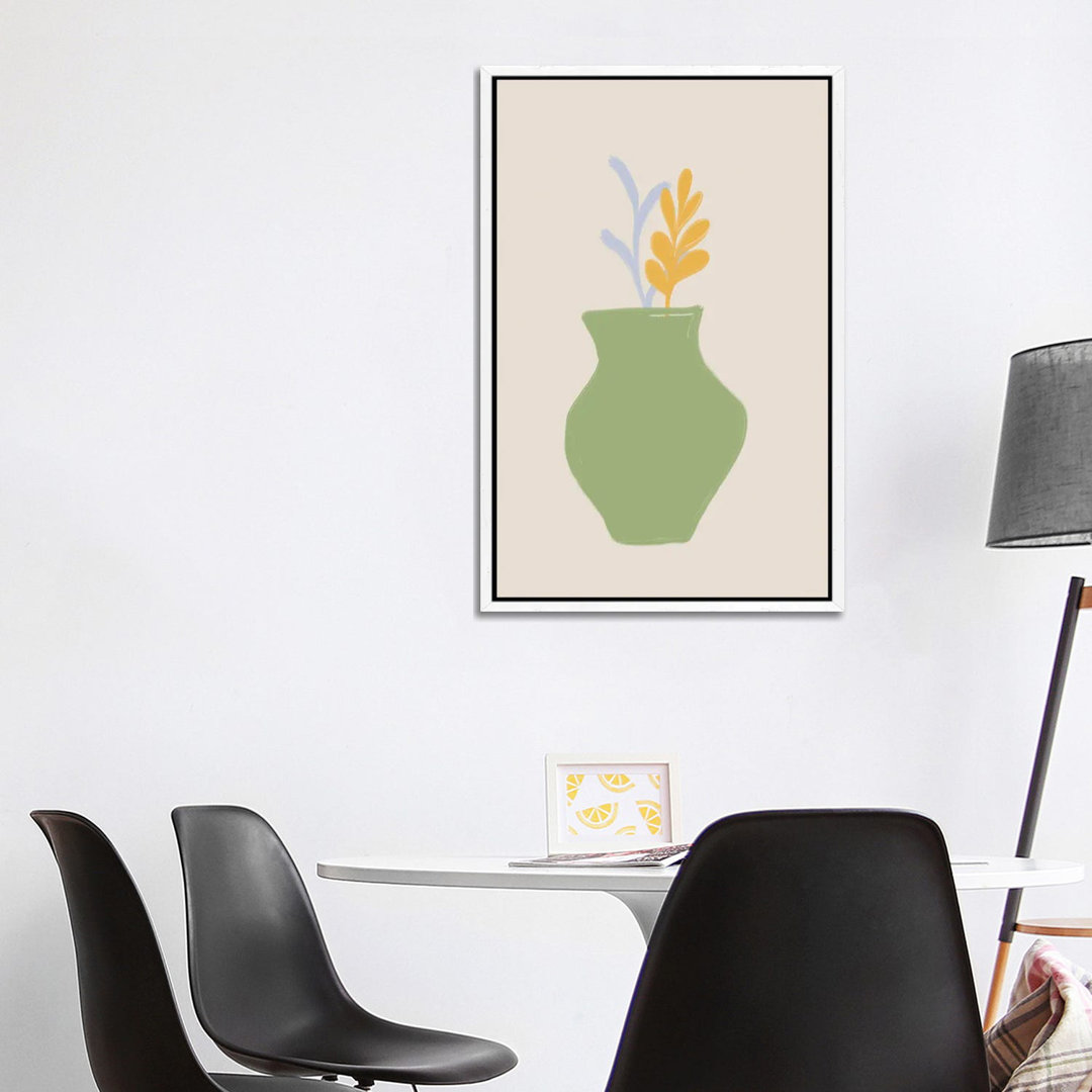 Grüne Scandi Vase von Grace Digital Art Co - Galerie-verpackte Leinwand Giclée auf Leinwand