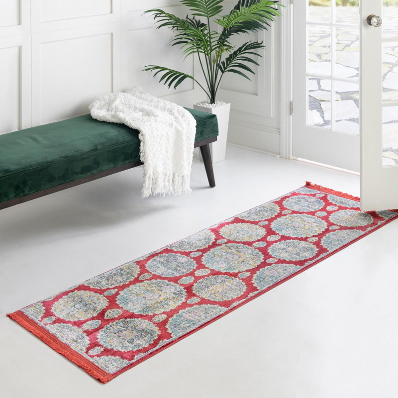 Tapis oriental en polypropylène tissé à la machine en rouge / gris / bleu, Tapis de couloir 2 pi 2 po x 8 pi