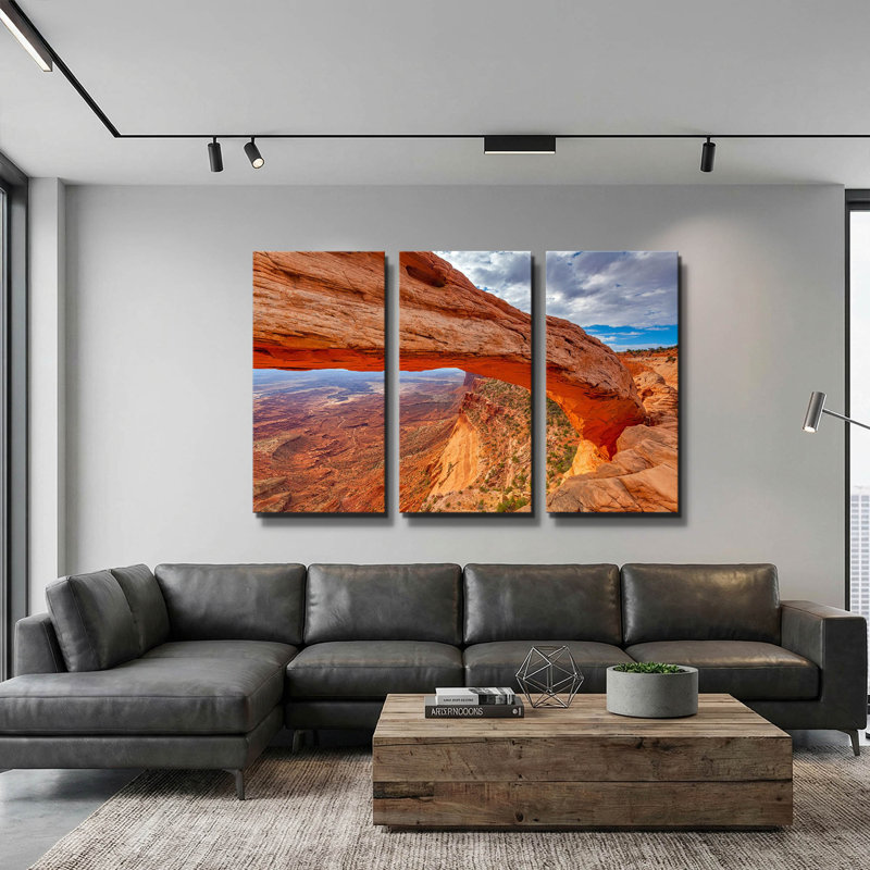 « Mesa », triptyque mural de Darren White, 152 x 102 cm, 60 po x 40 po