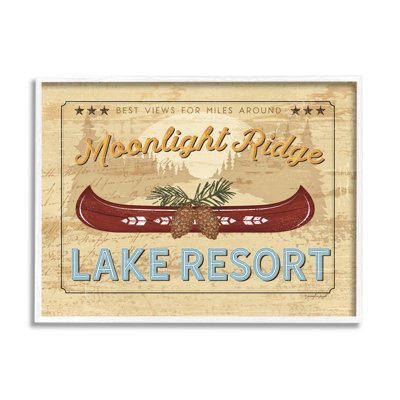 «Moonlight Ridge Lake Resort Canoe» par Jennifer Pugh - cadre flottant, impression sur bois