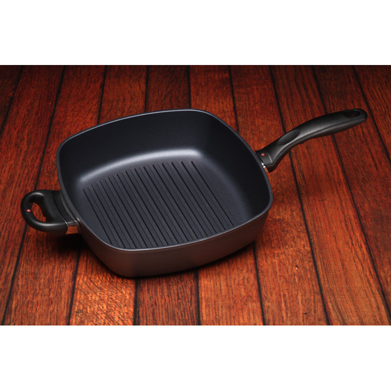 High-Sided 11" Square Grill Pan