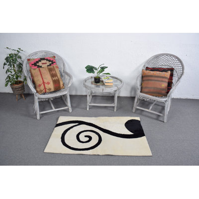 Tapis de porte turc classique en crème élégante rehaussé d'un motif de tourbillons noirs pour les maisons modernes