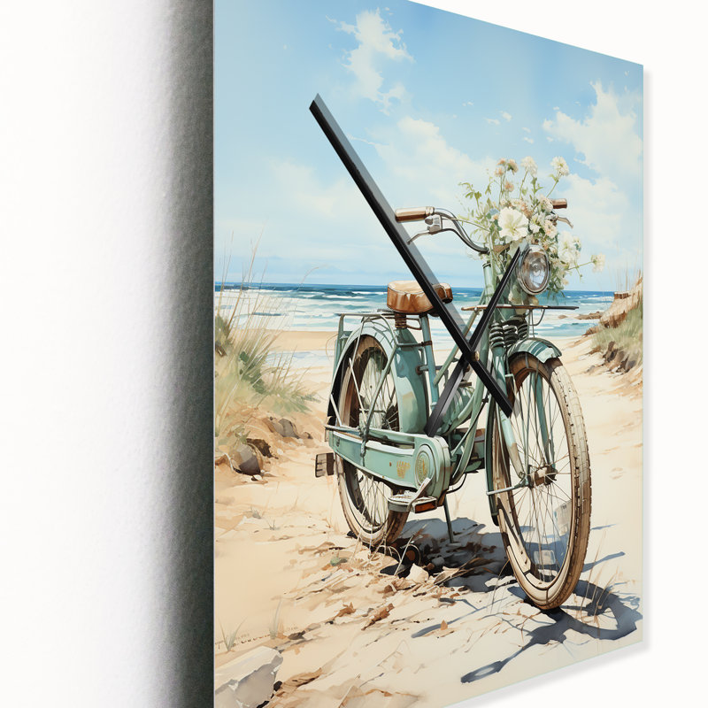 Vélo rétro avec panier sur la plage - horloge murale de plage, Petit
