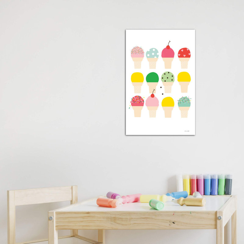 «Ice Cream Fun» par Ann Kelle - impression d'art graphique, H 60 po x l 40po x P 1,5 po, Toile tendue