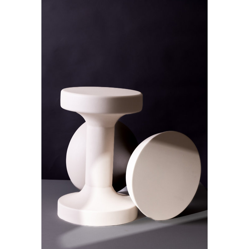 Luada Iron Top End Table