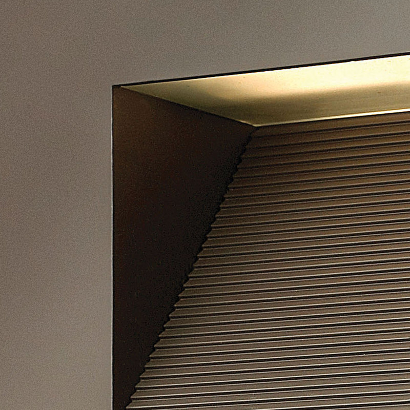 Atlantis 2 - Bulb Outdoor Flush Mount, Bronze, LED