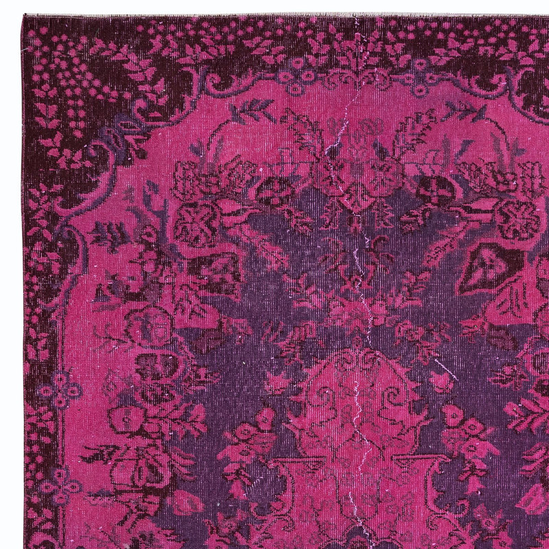 Tapis turc moderne fait à la main 5,3 x 8,7 pi en rose, mauve violet et brun