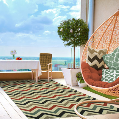 Wampler Chevron Indoor / Outdoor Rug