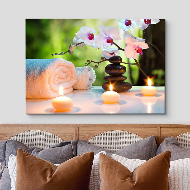 Zen Stones Spa Romantic Candles and Blooming Orchids With a Serviette - reproduction de photo sur toile tendue