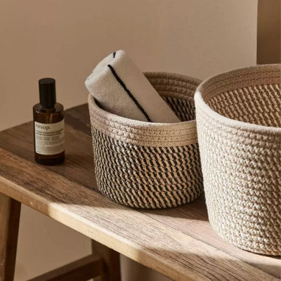 Panier de rangement naturel à tissage croisé