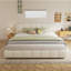 Lit plateforme tapissier courbé de style très grande tête de lit, sans sommier tapissier, construction solide, revêtement beige à boucles