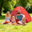 Abri de soleil pour tente de camping avec tente de plage rouge pour 2 à 3 personnes avec fenêtre de ventilation UPF50 + et sac de transport-73449593